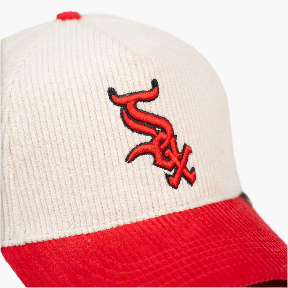 SOX BEIGE AND RED