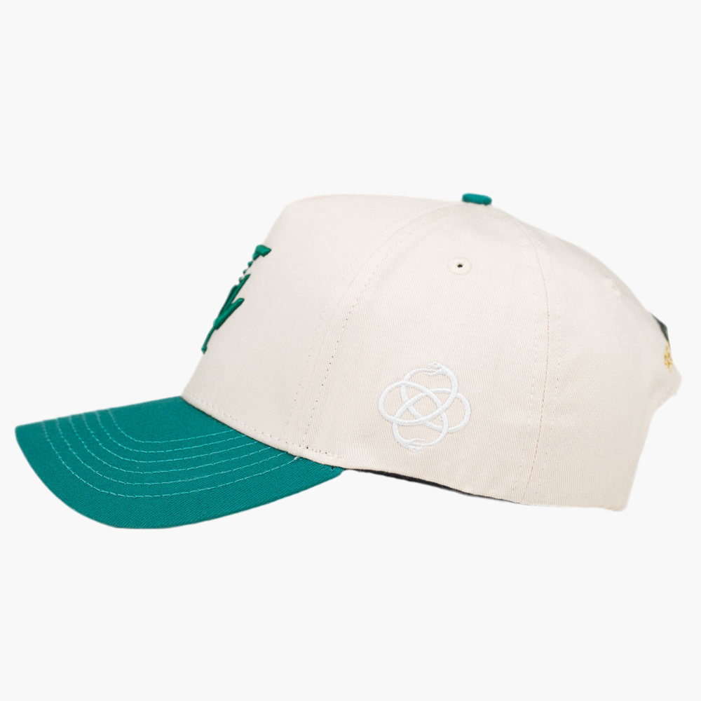 LA BEIGE AND GREEN