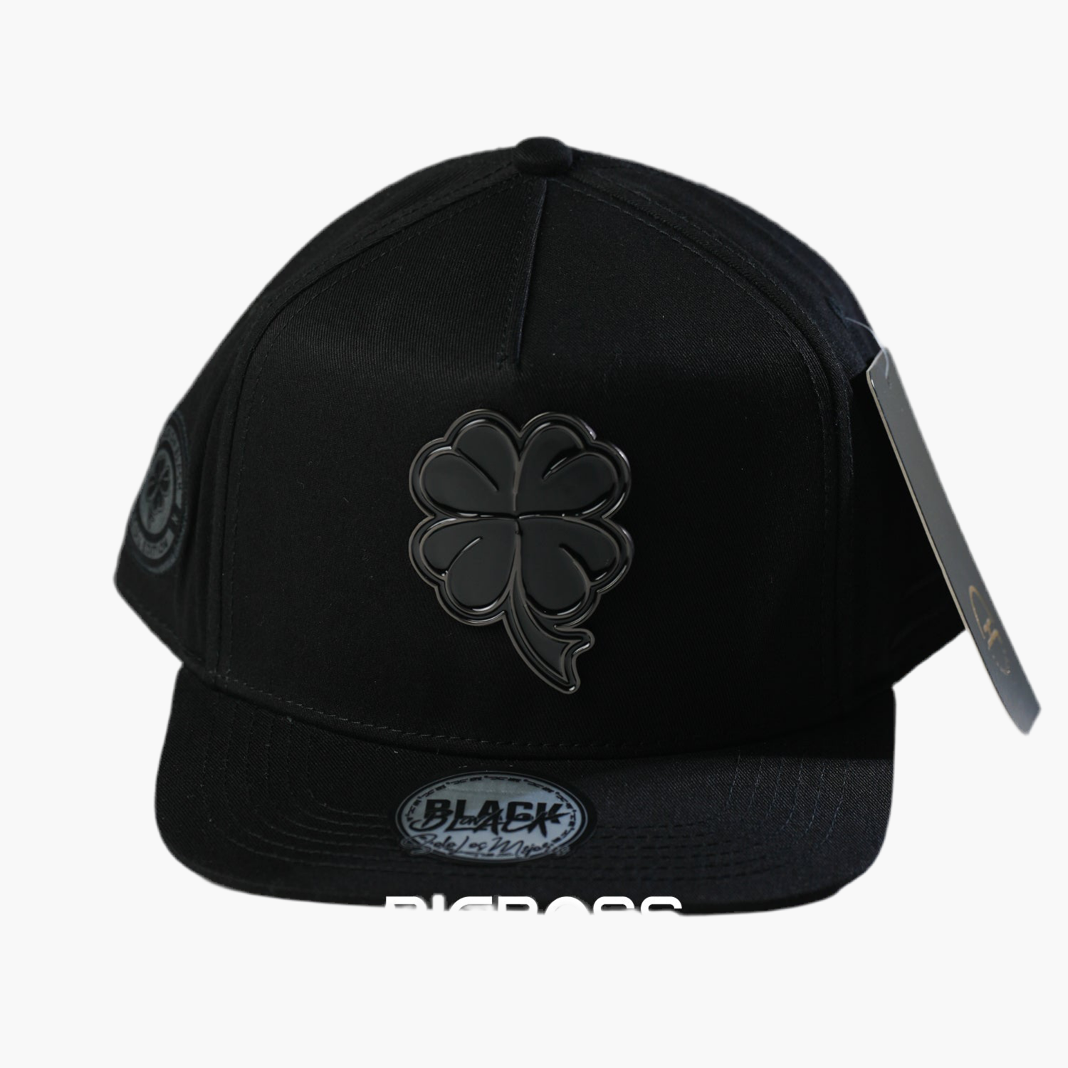 TREBOL BLACK ON BLACK PLANA