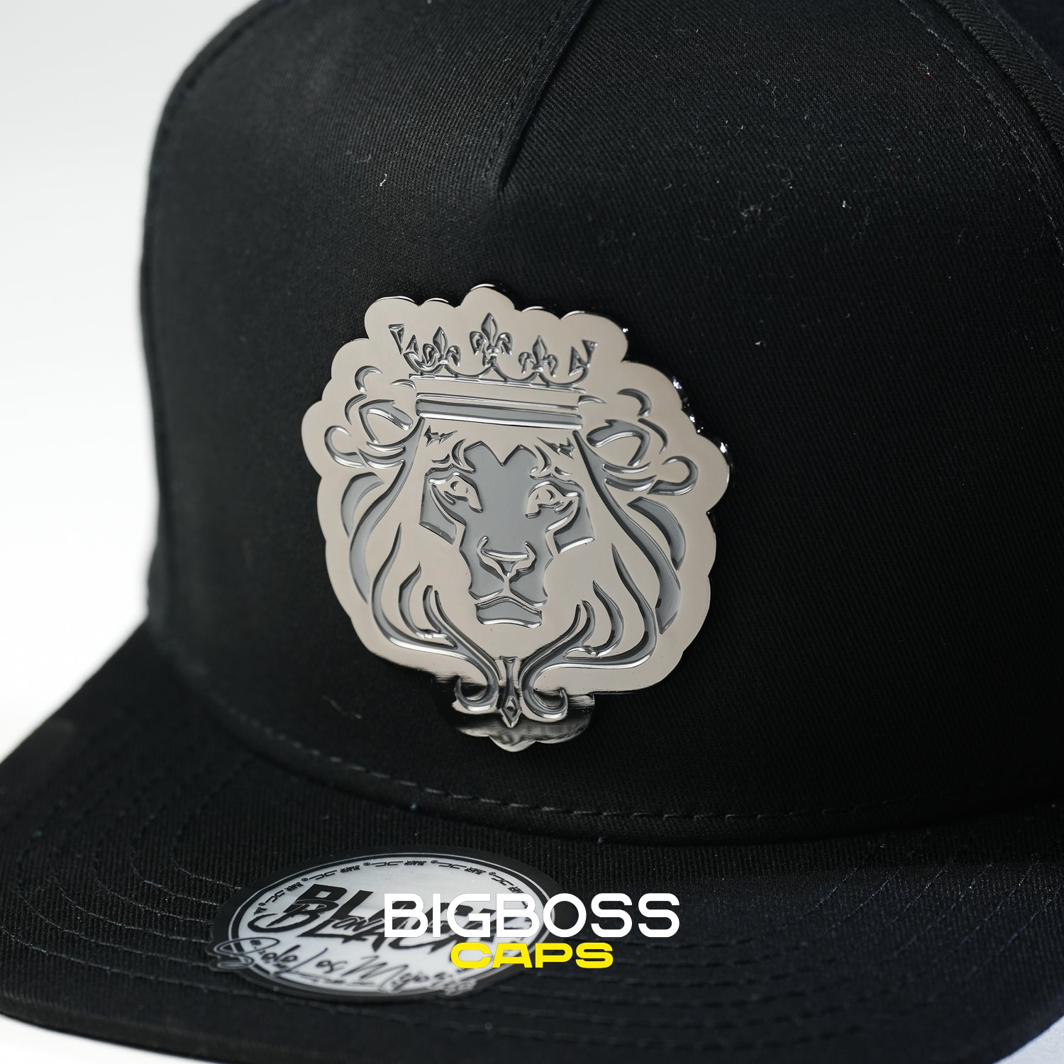 REY BLACK ON BLACK PLANA