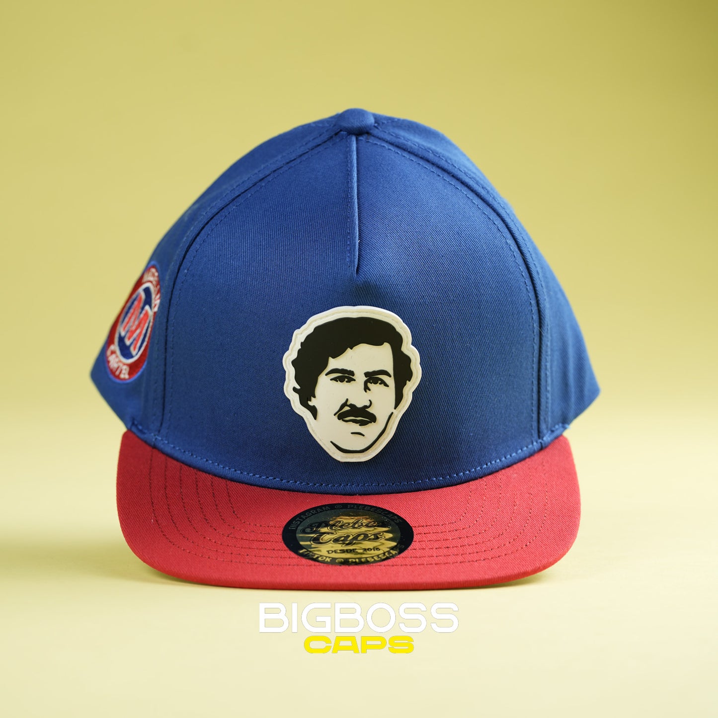 PLEBES CAPS AZUL CON ROJO