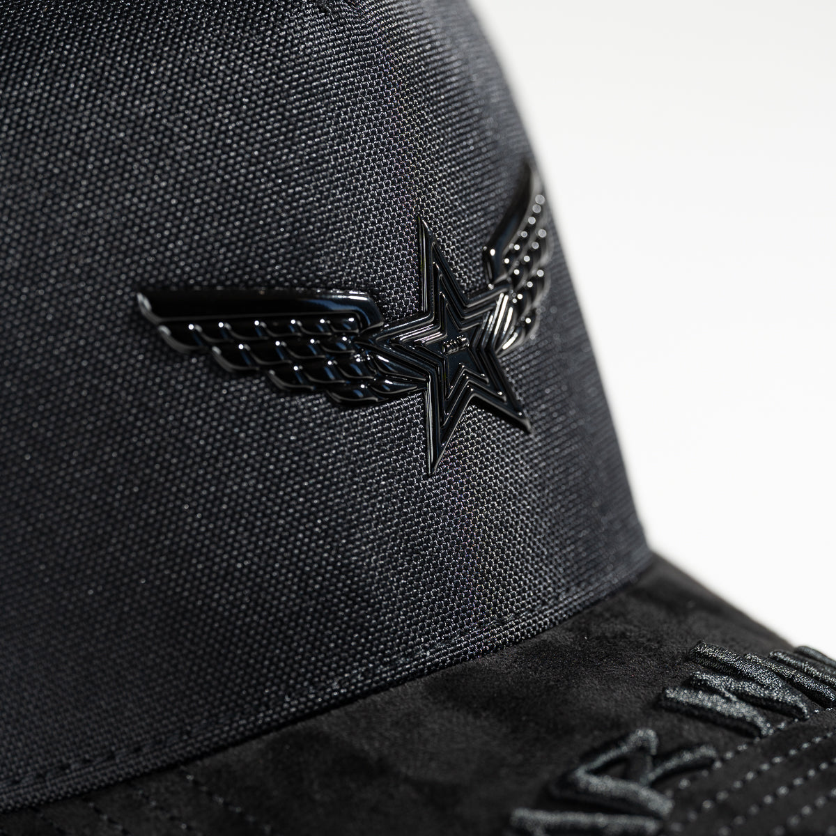STAR WINGS BLACK MALLA