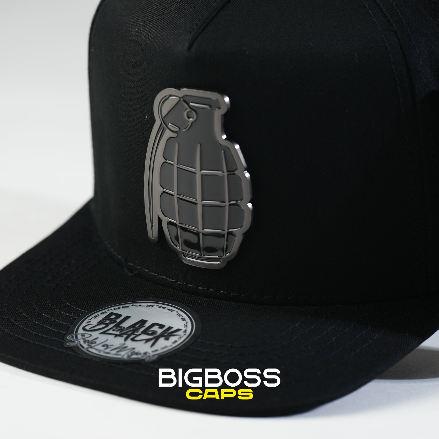 GRANADA BLACK ON BLACK