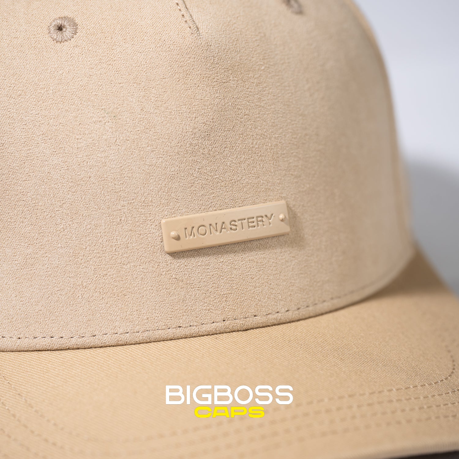 BLACK LOGO PLACA BEIGE